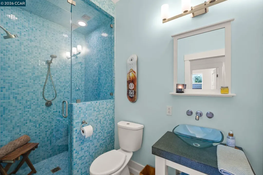 1333 Warren Street Martinez CA 94553