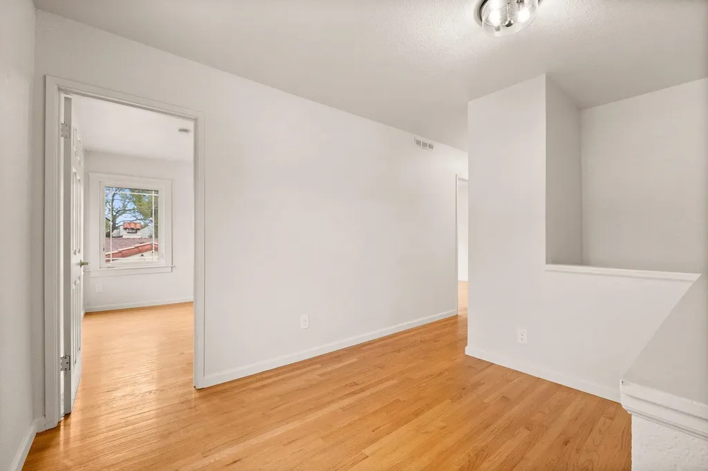 6021 Monadnock Way Oakland CA 94605