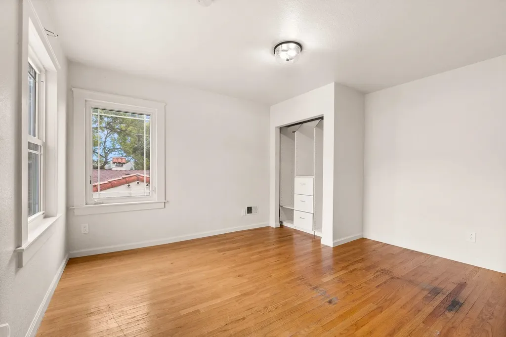 6021 Monadnock Way Oakland CA 94605