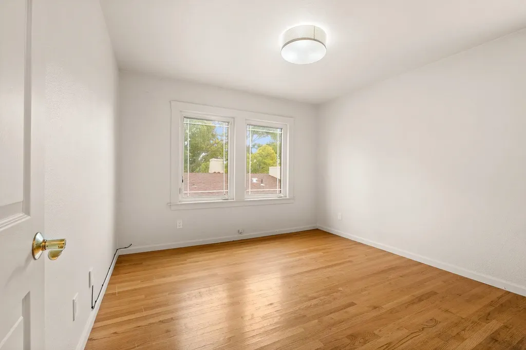 6021 Monadnock Way Oakland CA 94605