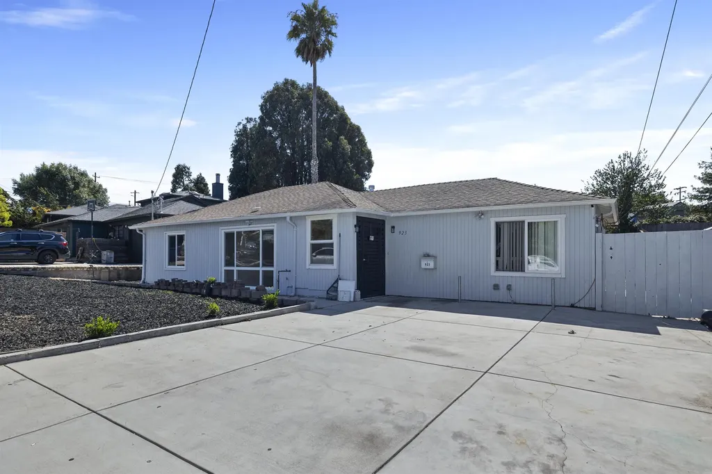 923 Kelvin Road El Sobrante CA 94803