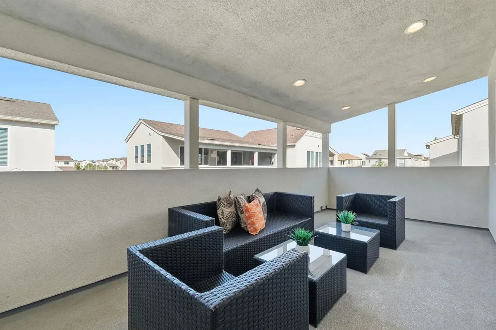 8553 Schooner Way Newark CA 94560