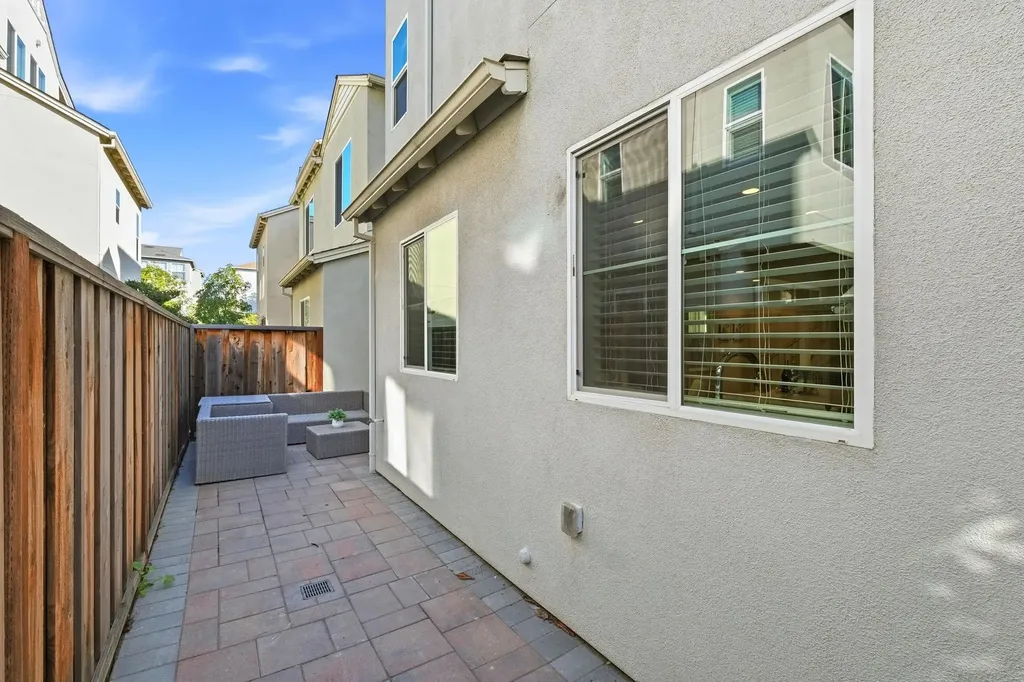 8553 Schooner Way Newark CA 94560