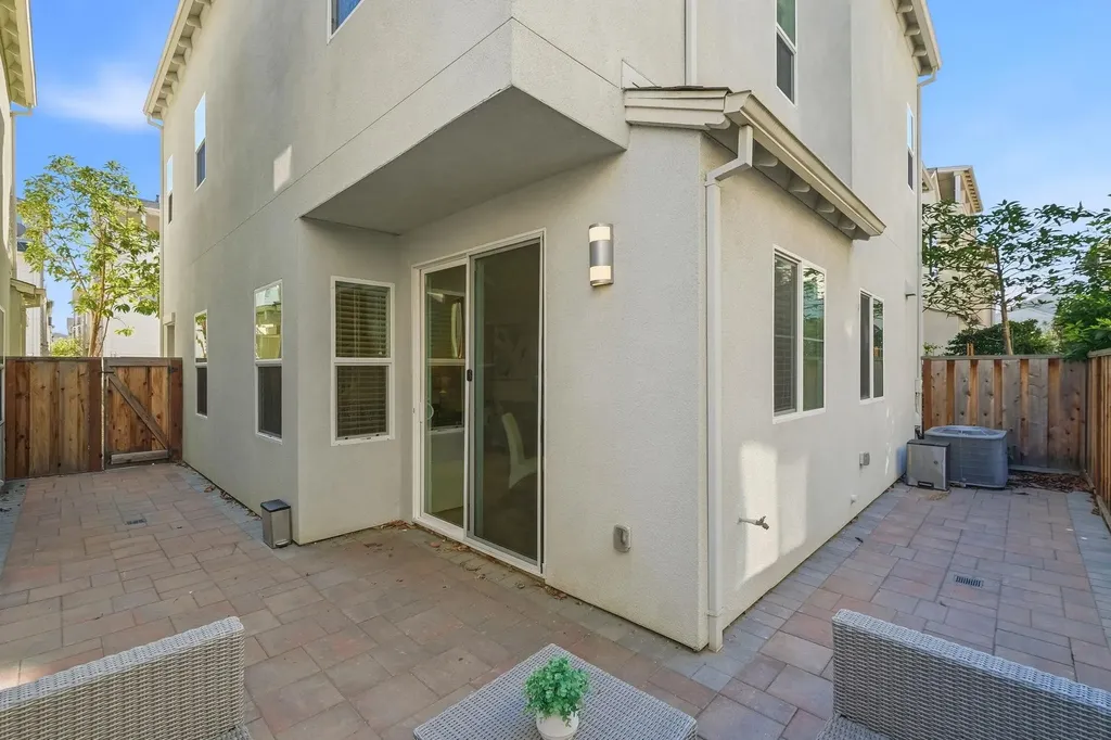 8553 Schooner Way Newark CA 94560