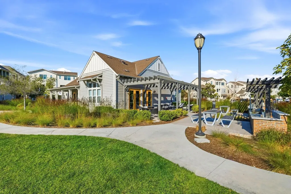 8553 Schooner Way Newark CA 94560