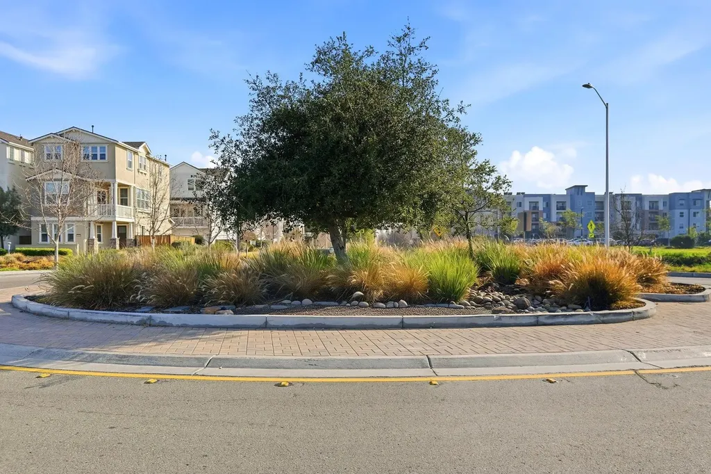 8553 Schooner Way Newark CA 94560