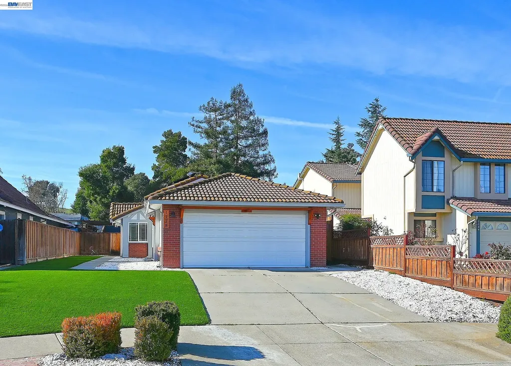 1128 Larkspur Drive Livermore CA 94551