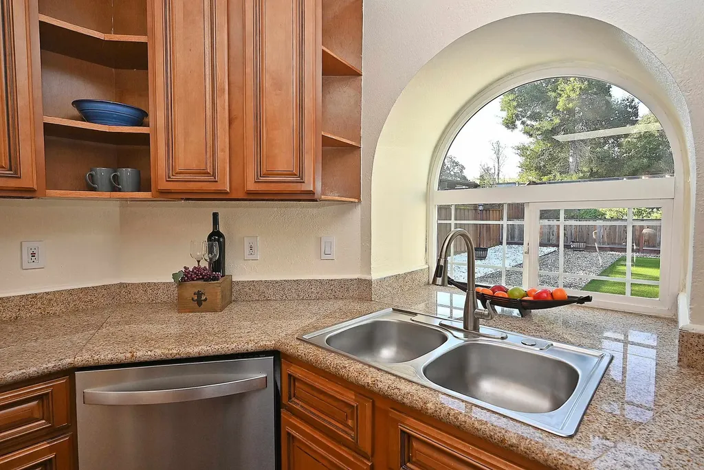 1128 Larkspur Drive Livermore CA 94551