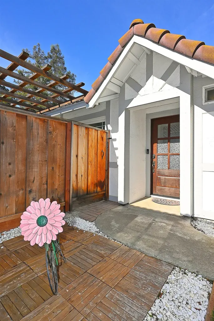 1128 Larkspur Drive Livermore CA 94551