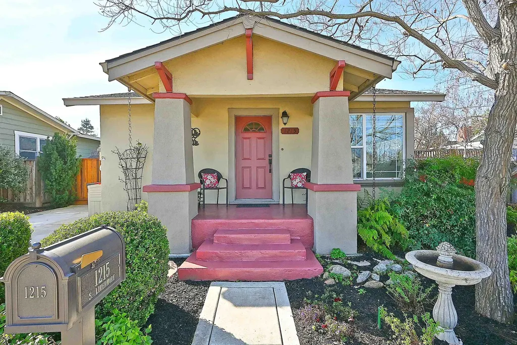 1215 Livermore Avenue Livermore CA 94550