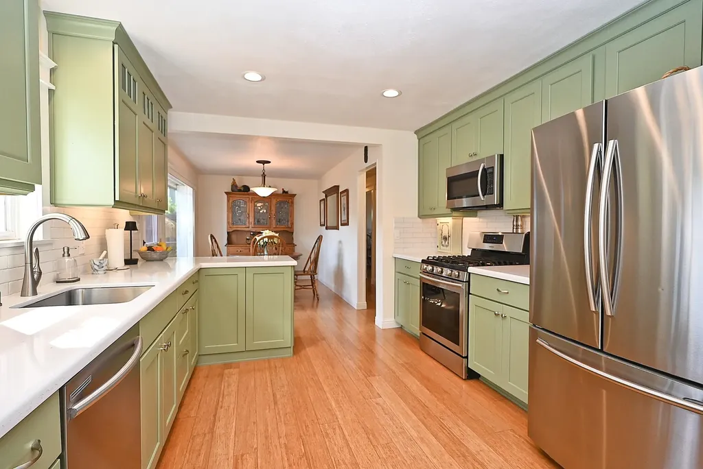 1215 Livermore Avenue Livermore CA 94550