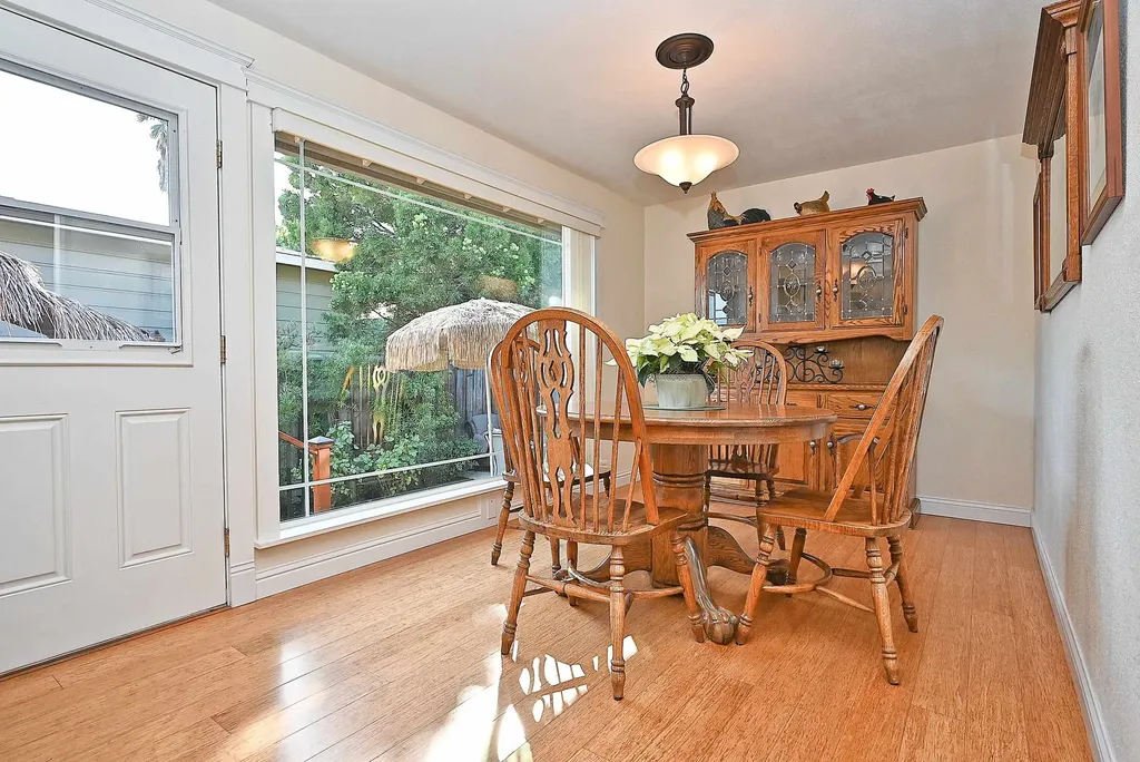 1215 Livermore Avenue Livermore CA 94550