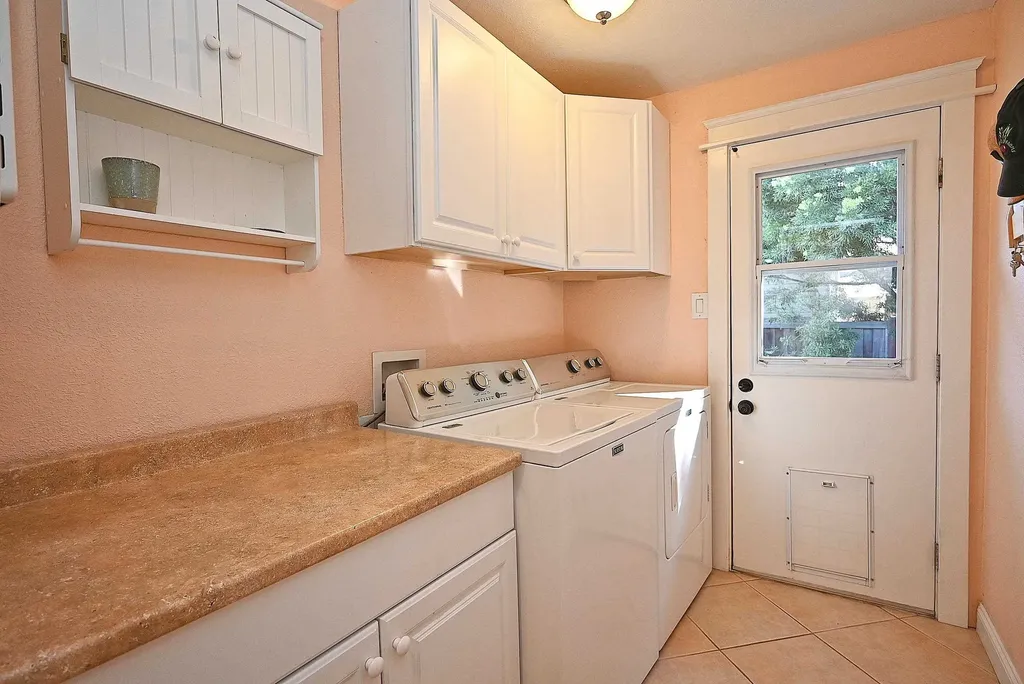 1215 Livermore Avenue Livermore CA 94550