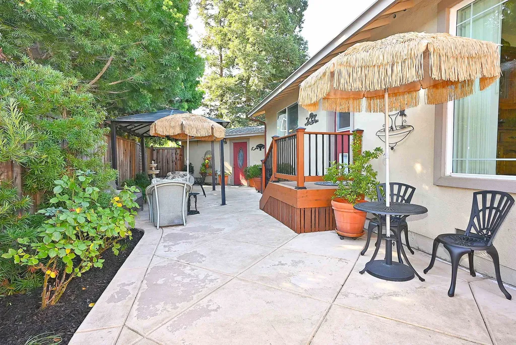 1215 Livermore Avenue Livermore CA 94550