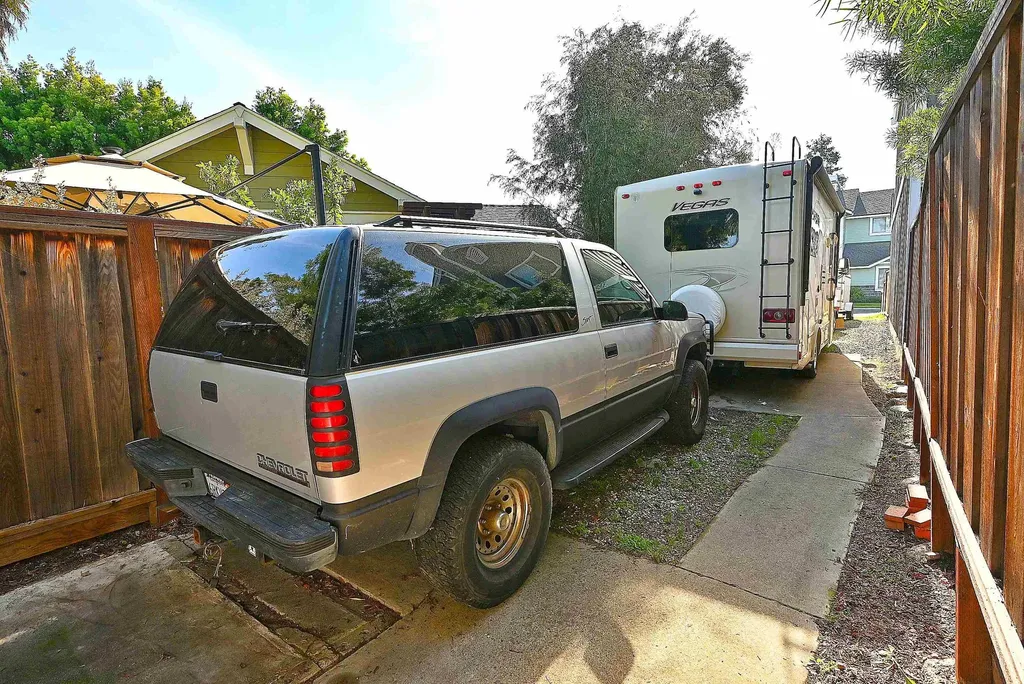 1215 Livermore Avenue Livermore CA 94550