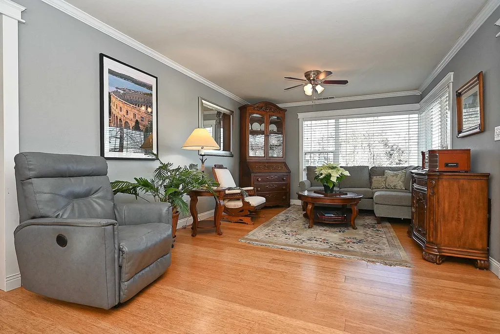 1215 Livermore Avenue Livermore CA 94550