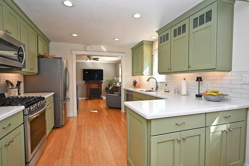 1215 Livermore Avenue Livermore CA 94550