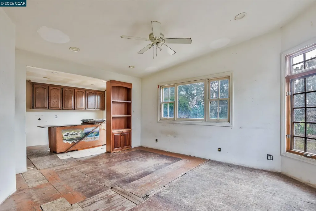 3750 Angelo Avenue Oakland CA 94619