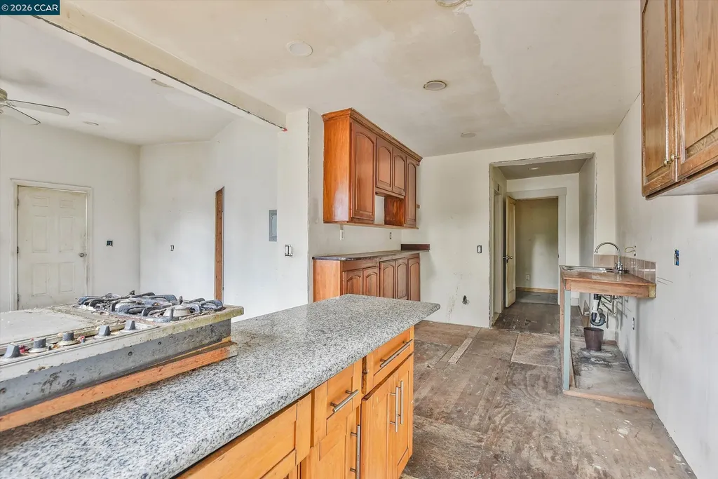 3750 Angelo Avenue Oakland CA 94619