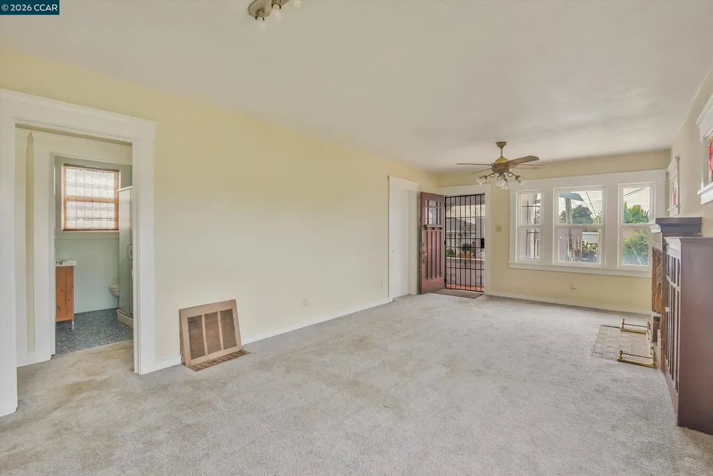 3750 Angelo Avenue Oakland CA 94619