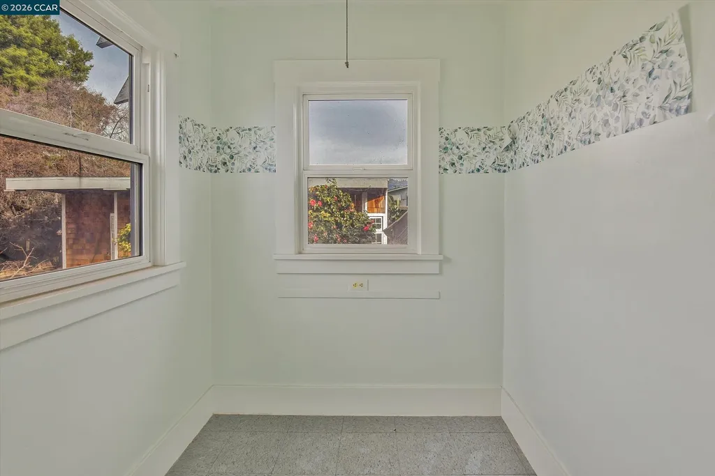 3750 Angelo Avenue Oakland CA 94619