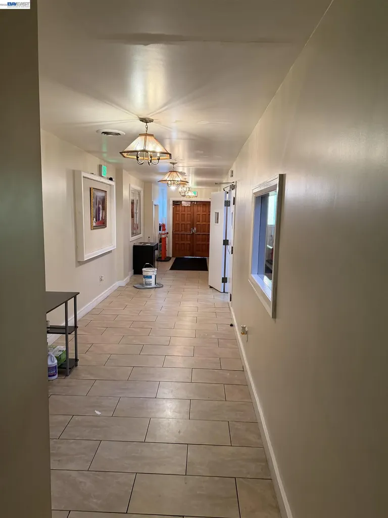 5783 Foothill Boulevard Oakland CA 94605