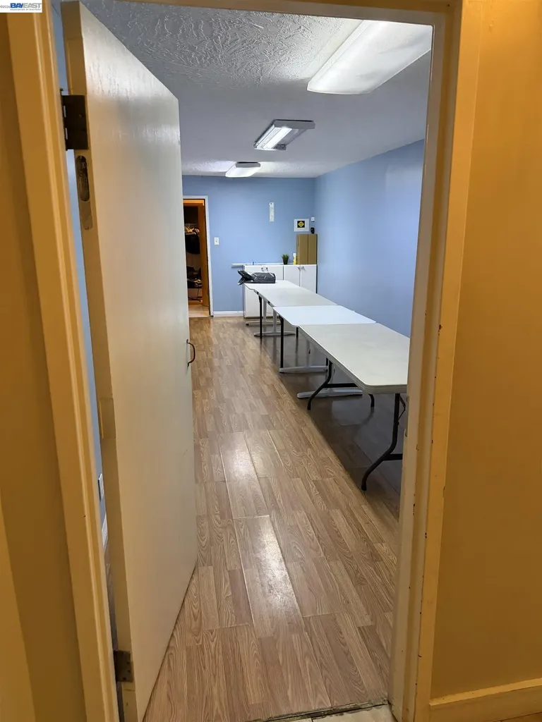 5783 Foothill Boulevard Oakland CA 94605