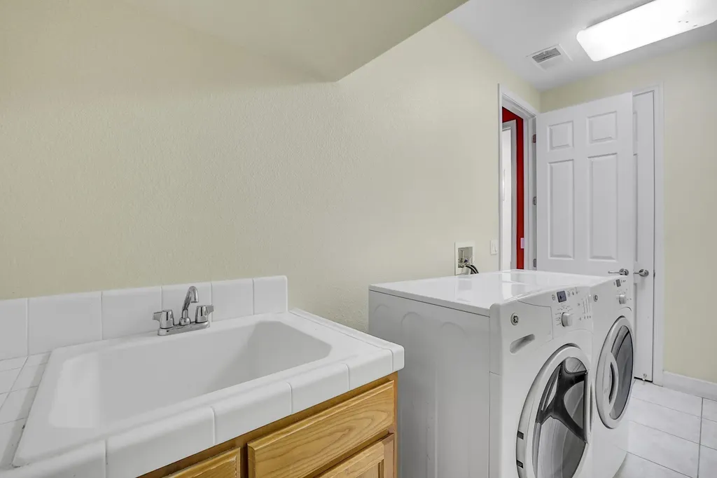 4068 Barn Hollow Way Antioch CA 94509