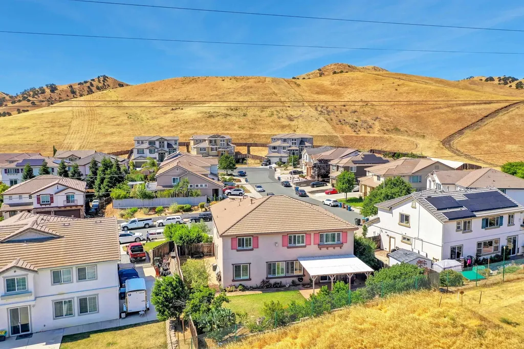 4068 Barn Hollow Way Antioch CA 94509