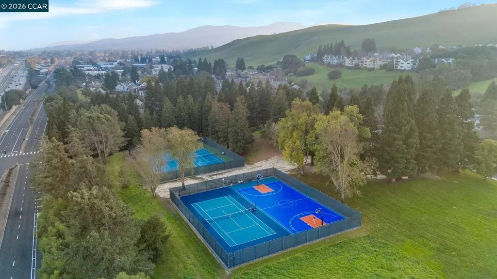 1304 Fountain Springs Circle Danville CA 94526