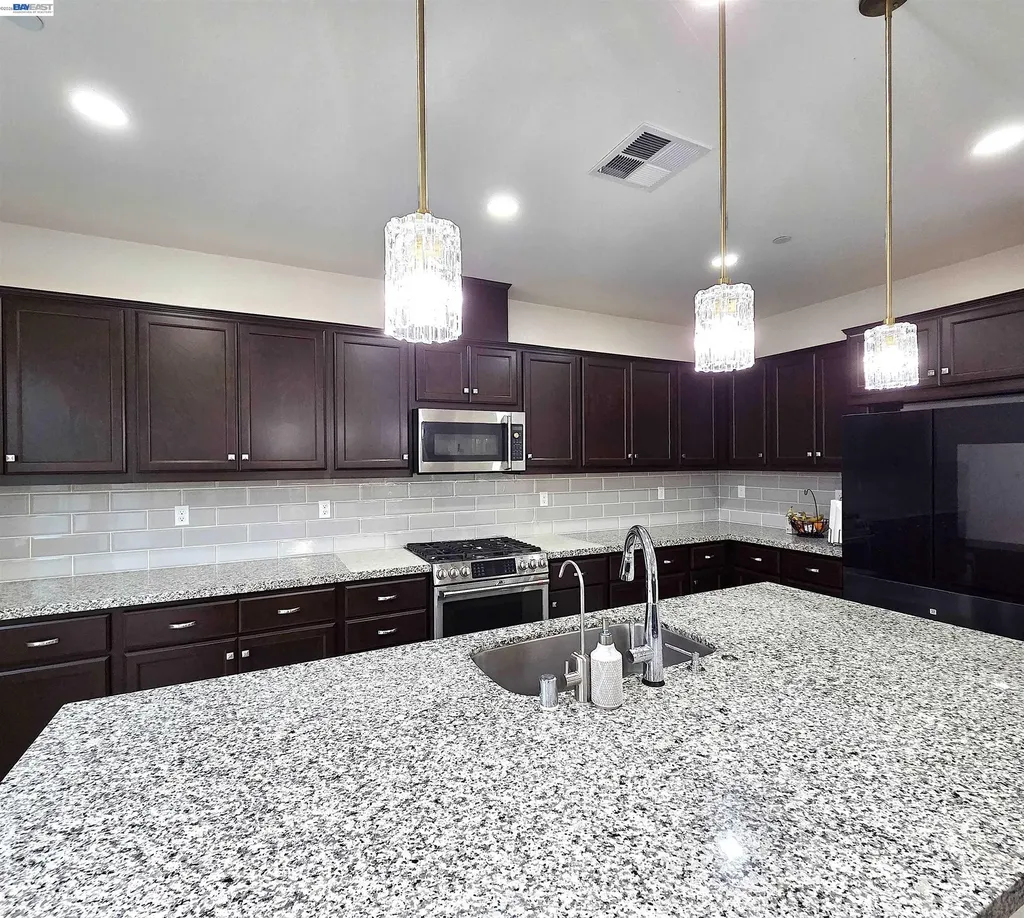 5390 Shenandoah Valley Lane Antioch CA 94531