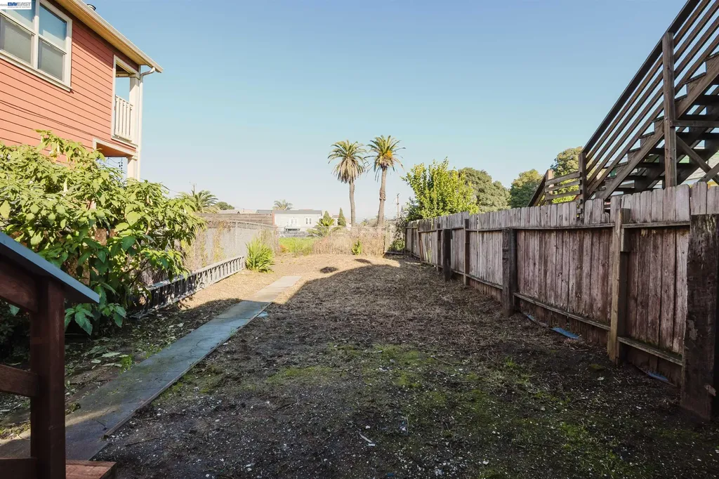 1778 8th Street Oakland CA 94607