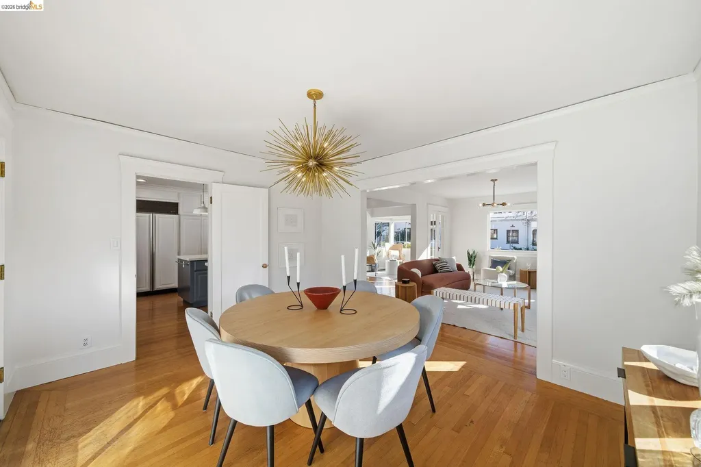 2401 Carleton Street Berkeley CA 94704