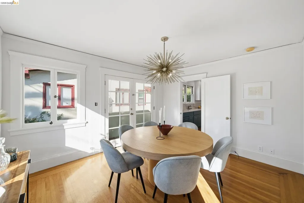 2401 Carleton Street Berkeley CA 94704