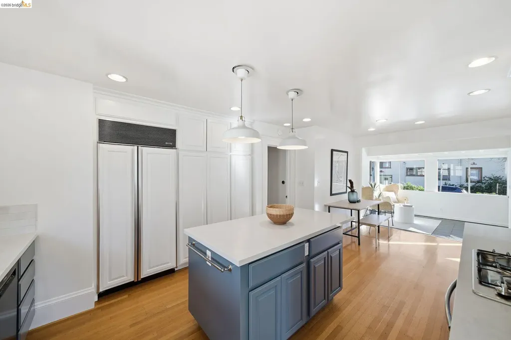 2401 Carleton Street Berkeley CA 94704