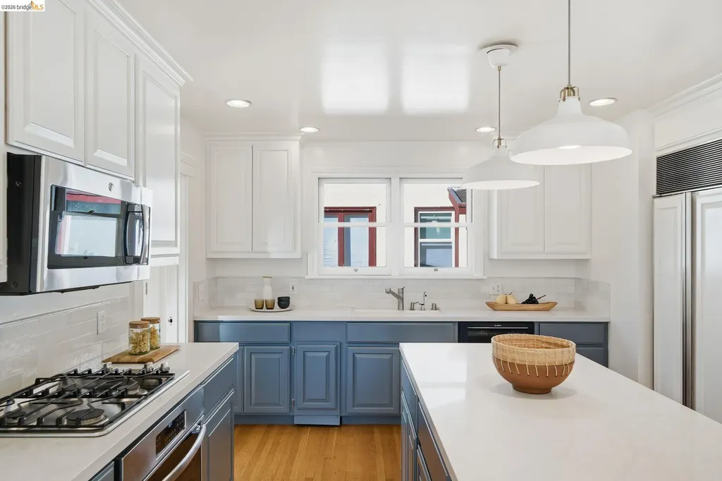 2401 Carleton Street Berkeley CA 94704