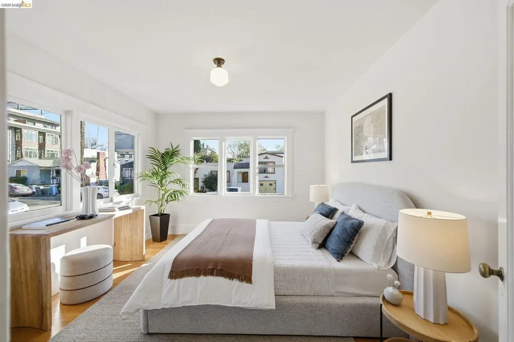 2401 Carleton Street Berkeley CA 94704