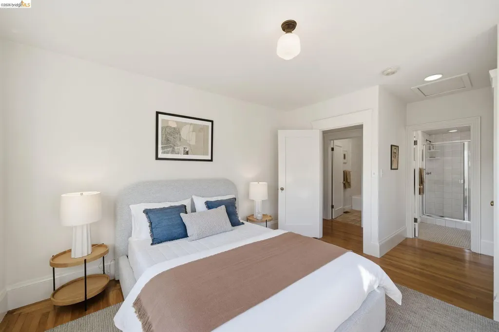 2401 Carleton Street Berkeley CA 94704
