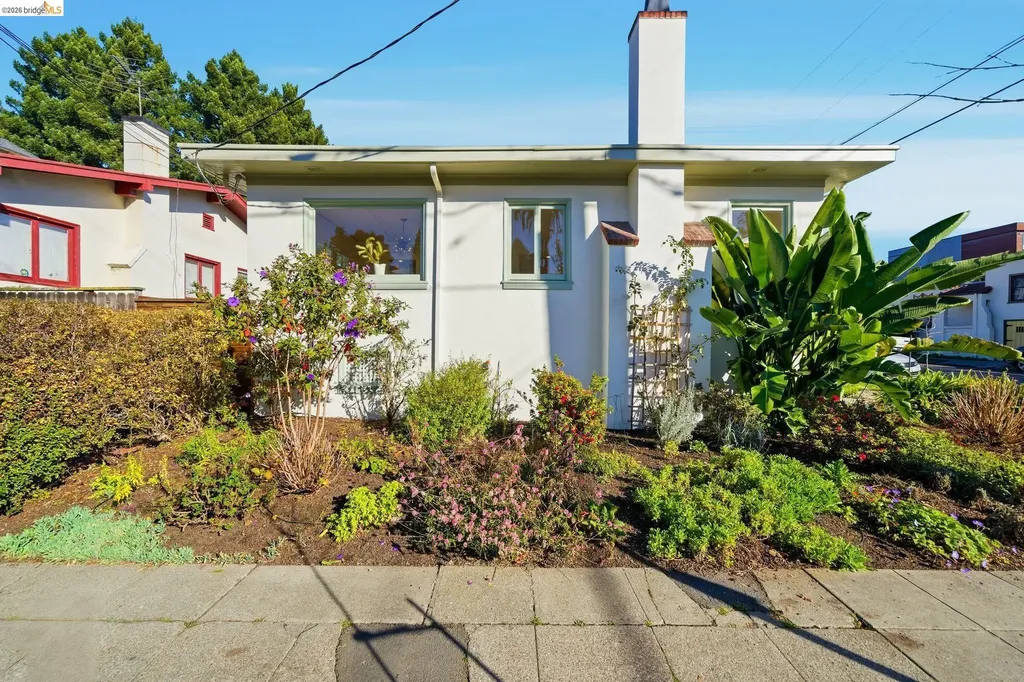 2401 Carleton Street Berkeley CA 94704