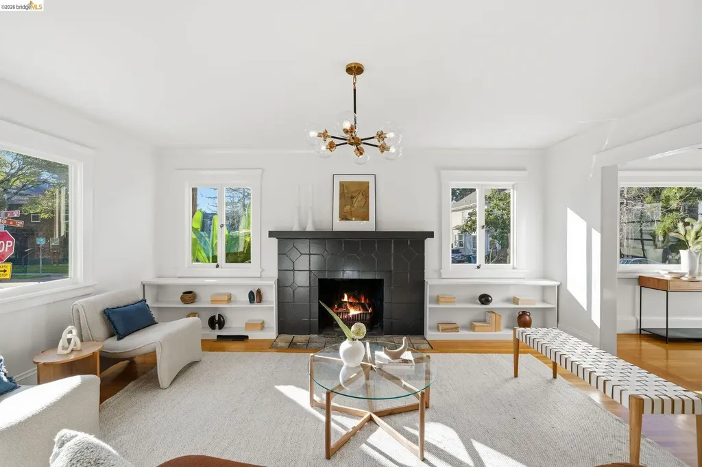 2401 Carleton Street Berkeley CA 94704