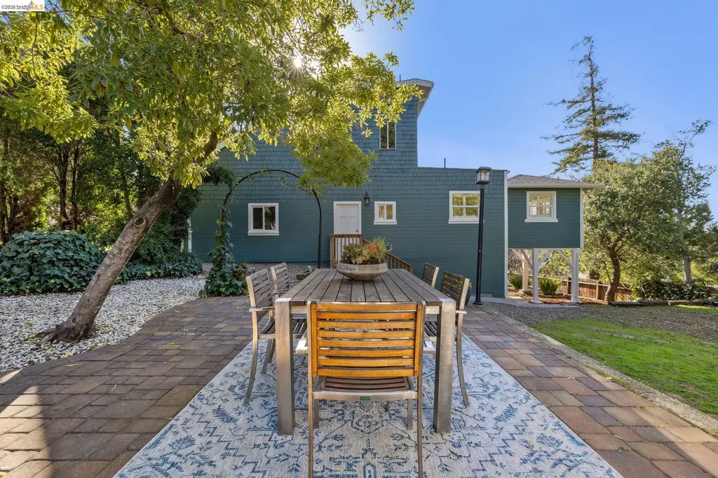 4663 Fair Avenue Oakland CA 94619