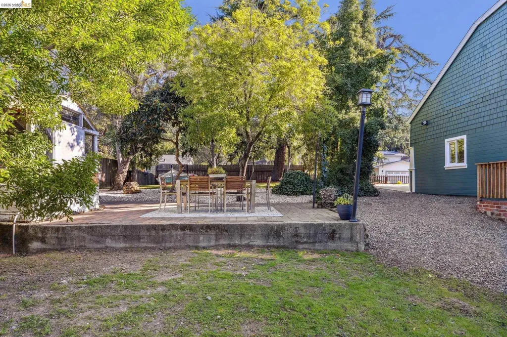 4663 Fair Avenue Oakland CA 94619