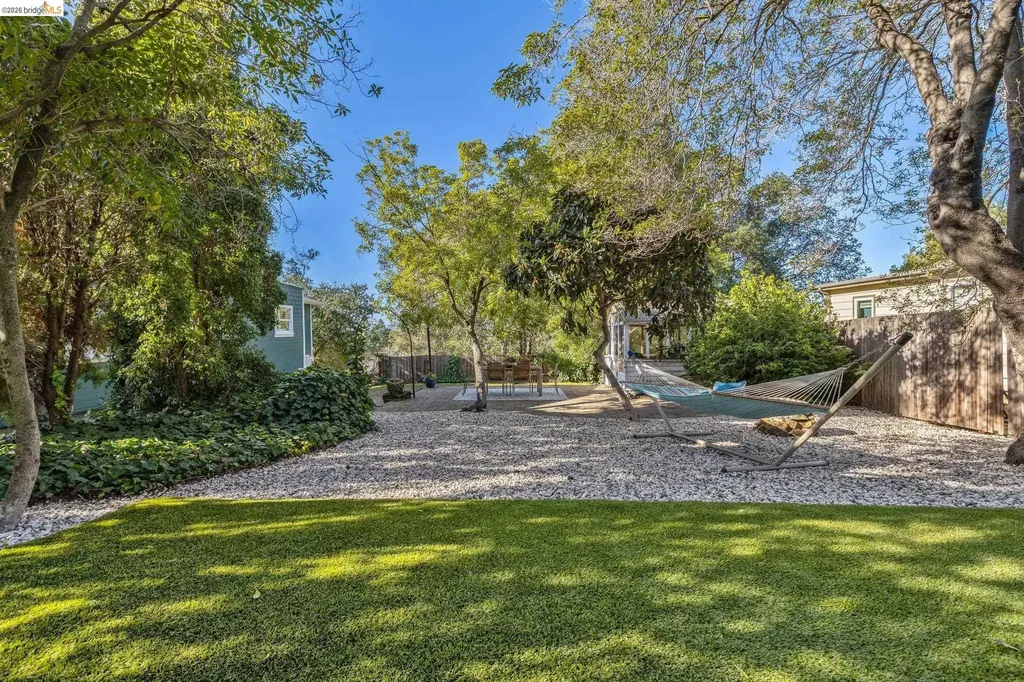 4663 Fair Avenue Oakland CA 94619