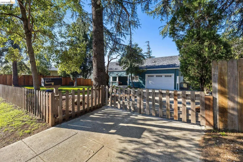 4663 Fair Avenue Oakland CA 94619