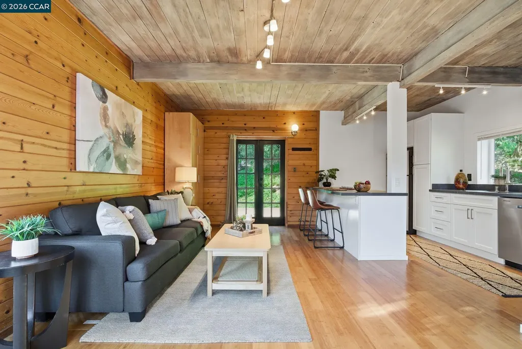 3382 Dwight Way Berkeley CA 94704