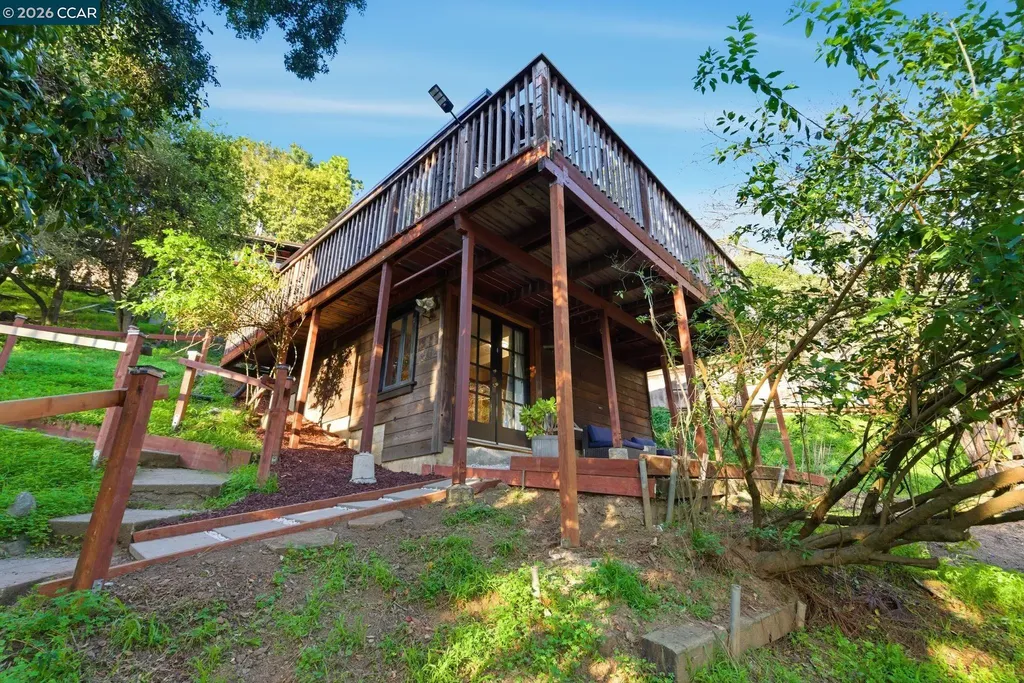 3382 Dwight Way Berkeley CA 94704