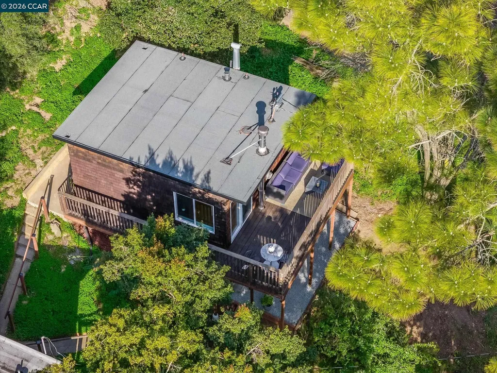 3382 Dwight Way Berkeley CA 94704