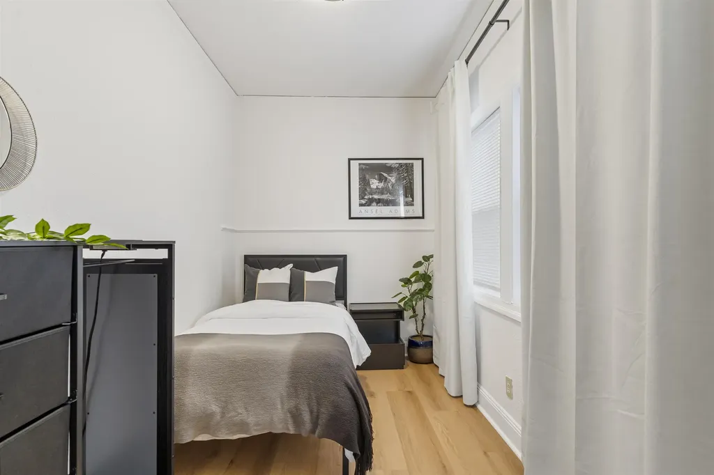 2238 7th Berkeley CA 94710