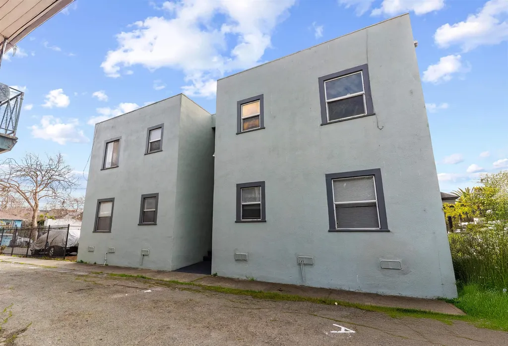 2238 7th Berkeley CA 94710