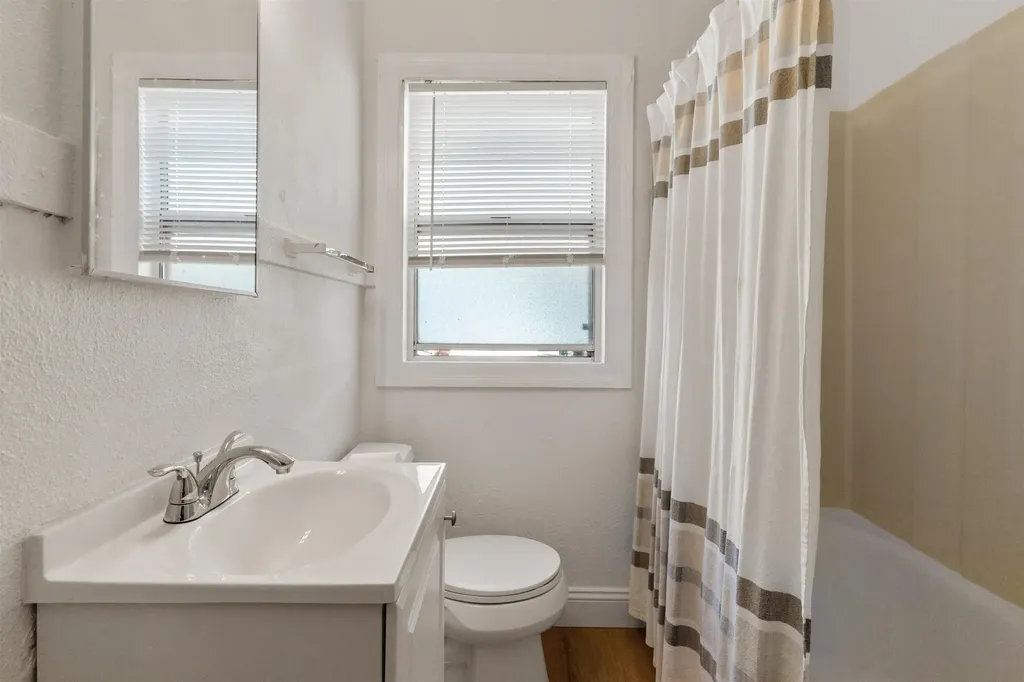 2238 7th Berkeley CA 94710